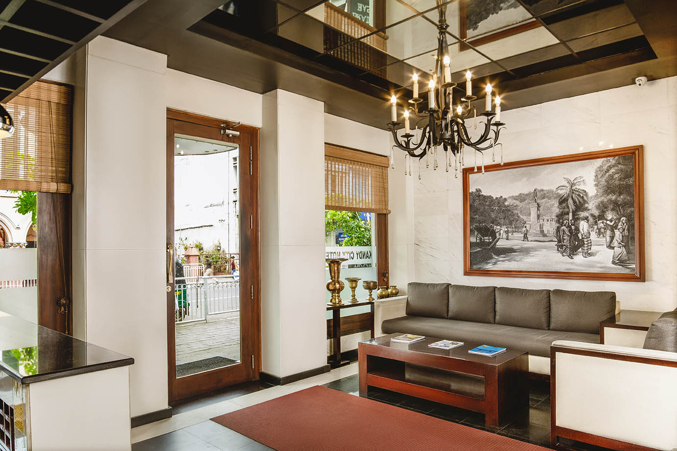 Welcome to Kandy City Hotel by Earl’s – Where Heritage Meets Modern Comfort